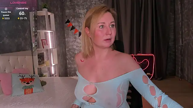 scent  of woman online show from January 6, 2026, 1:42 am