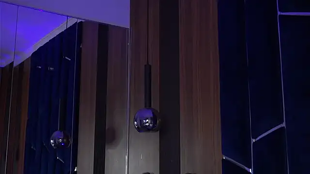 Snapshot of Talia_Lure chatting on November 6, 2025, 1:31 am Talia Lure online show from November 6, 2025, 1:31 am