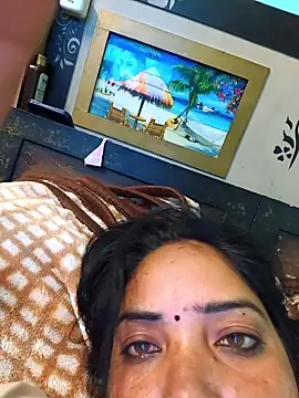 Snapshot of Ekta_bhabhi99 chatting on May 5, 2026, 9:34 am Ekta bhabhi99 online show from May 5, 2026, 9:34 am