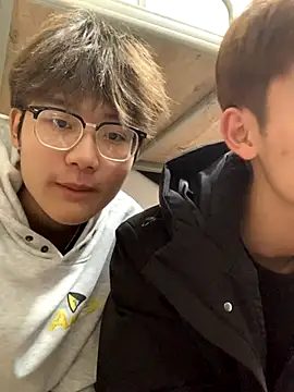 Snapshot of KK-cuteboy chatting on December 1, 2025, 12:06 pm KK-cuteboy online show from December 1, 2025, 12:06 pm