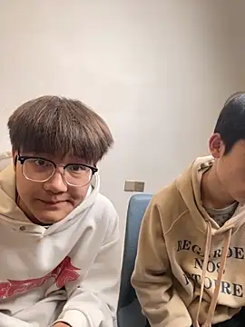 Snapshot of KK-cuteboy chatting on November 6, 2025, 11:58 am KK-cuteboy online show from November 6, 2025, 11:58 am