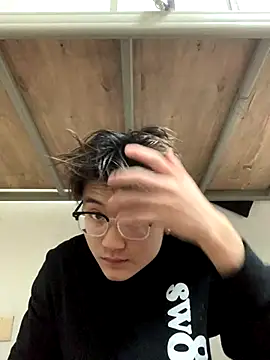 Snapshot of KK-cuteboy chatting on November 30, 2025, 10:27 am KK-cuteboy online show from November 30, 2025, 10:27 am