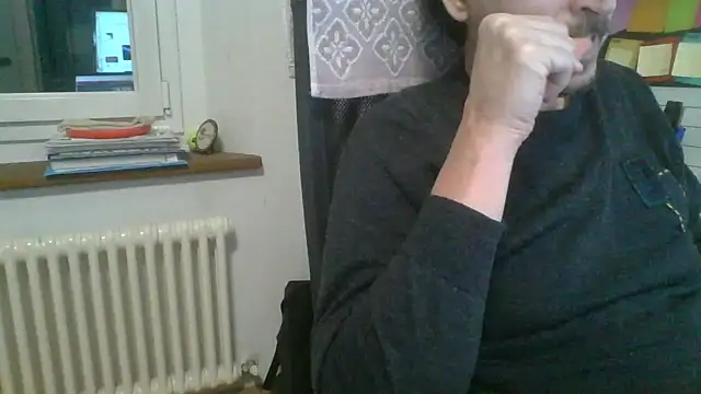 Kawayleo online show from February 11, 2026, 3:56 pm