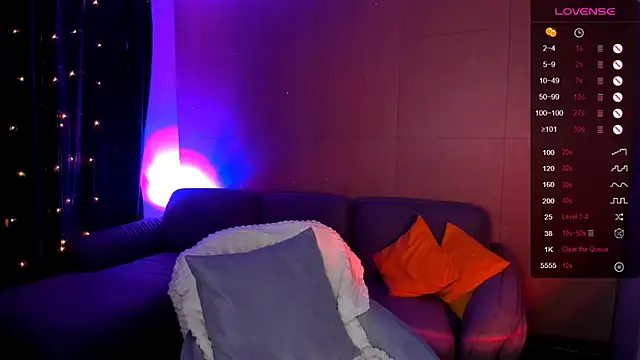 Evaa Braunn online show from March 13, 2026, 2:05 am