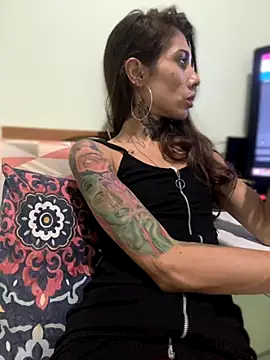 Snapshot of casalskunk chatting on November 7, 2025, 1:21 am casalskunk online show from November 7, 2025, 1:21 am