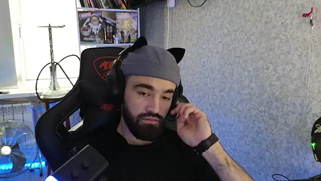 Snapshot of Nik_Namee chatting on October 13, 2025, 11:23 am Nik Namee online show from October 13, 2025, 11:23 am