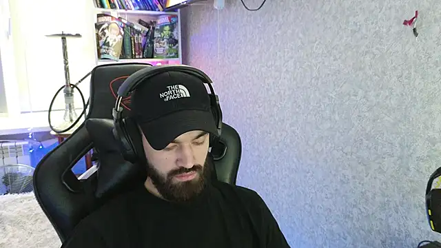 Snapshot of Nik_Namee chatting on December 3, 2025, 9:20 am Nik Namee online show from December 3, 2025, 9:20 am