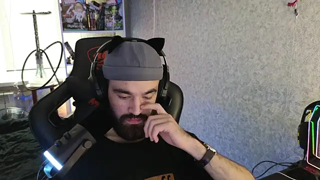 Snapshot of Nik_Namee chatting on November 10, 2025, 6:40 am Nik Namee online show from November 10, 2025, 6:40 am