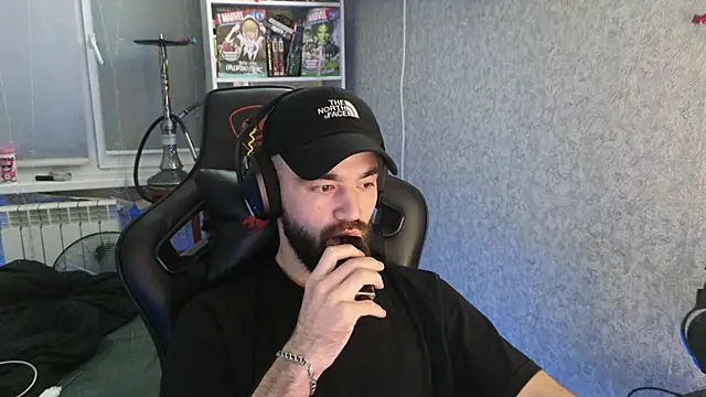 Snapshot of Nik_Namee chatting on November 22, 2025, 12:21 am Nik Namee online show from November 22, 2025, 12:21 am