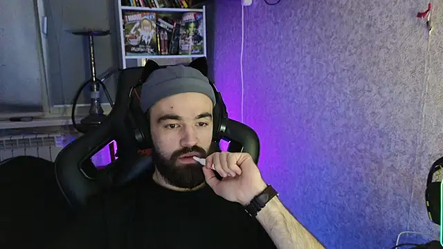 Snapshot of Nik_Namee chatting on November 6, 2025, 3:49 pm Nik Namee online show from November 6, 2025, 3:49 pm