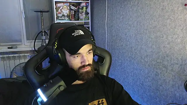 Snapshot of Nik_Namee chatting on November 12, 2025, 5:17 pm Nik Namee online show from November 12, 2025, 5:17 pm