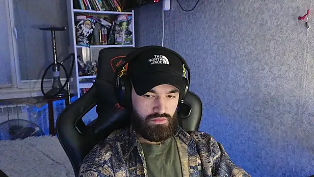 Snapshot of Nik_Namee chatting on December 14, 2025, 11:54 pm Nik Namee online show from December 14, 2025, 11:54 pm