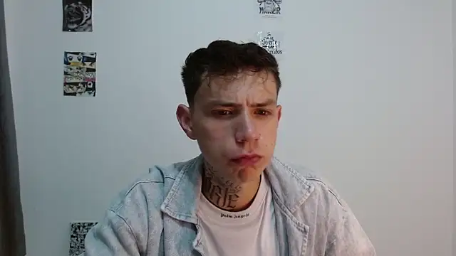 Snapshot of hot_teo_ chatting on December 16, 2025, 9:57 am hot teo online show from December 16, 2025, 9:57 am