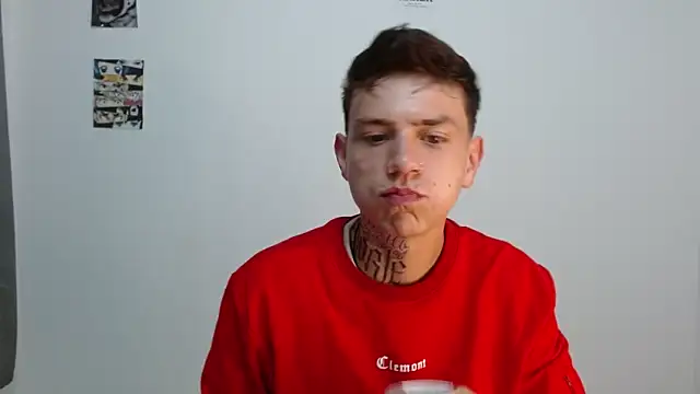 hot teo  online show from December 17, 2025, 9:58 am