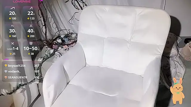 Snapshot of BeChinh_Lee chatting on October 9, 2025, 3:12 pm BeChinh Lee online show from October 9, 2025, 3:12 pm