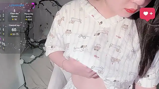 Snapshot of BeChinh_Lee chatting on November 2, 2025, 6:29 am BeChinh Lee online show from November 2, 2025, 6:29 am