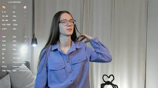 Snapshot of AiFusch chatting on November 26, 2025, 8:36 am AiFusch online show from November 26, 2025, 8:36 am