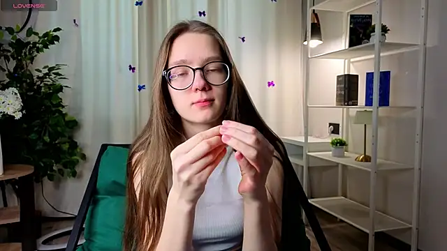 Snapshot of AiFusch chatting on April 11, 2026, 7:38 am AiFusch online show from April 11, 2026, 7:38 am