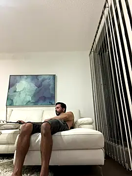 Snapshot of DrDreAu chatting on November 5, 2025, 12:08 pm DrDreAu online show from November 5, 2025, 12:08 pm