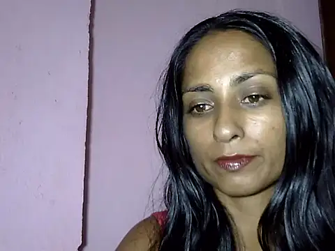 Snapshot of dreamerrrrr1 chatting on December 14, 2025, 11:32 pm dreamerrrrr1 online show from December 14, 2025, 11:32 pm