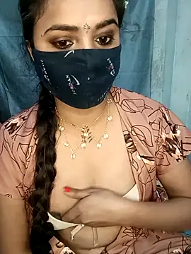 Snapshot of CUTE-567 chatting on December 18, 2025, 10:13 pm CUTE-567 online show from December 18, 2025, 10:13 pm