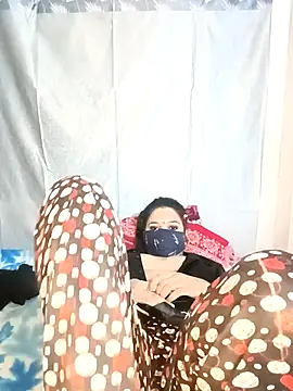 Snapshot of CUTE-567 chatting on November 12, 2025, 10:52 am CUTE-567 online show from November 12, 2025, 10:52 am