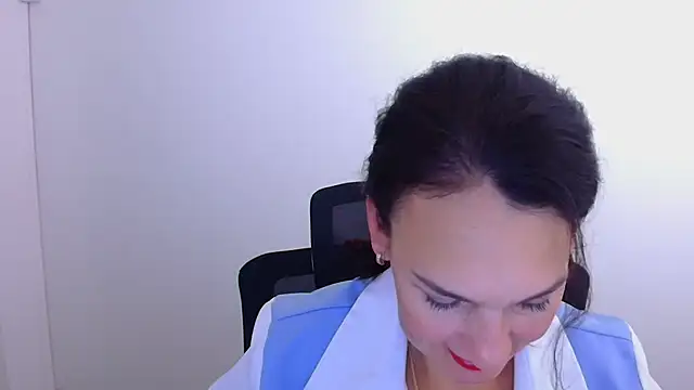 Snapshot of Rosie_Rosee chatting on November 30, 2025, 12:17 pm Rosie Rosee online show from November 30, 2025, 12:17 pm