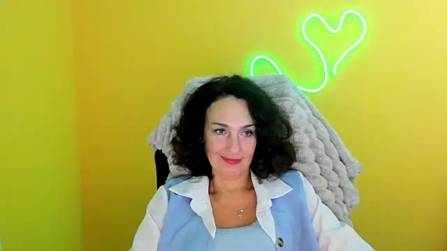 Snapshot of Rosie_Rosee chatting on November 3, 2025, 12:31 pm Rosie Rosee online show from November 3, 2025, 12:31 pm