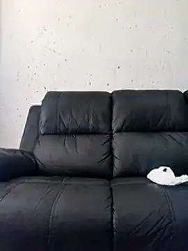 Snapshot of Thaps_deDick chatting on July 5, 2026, 9:05 am Thaps deDick online show from July 5, 2026, 9:05 am