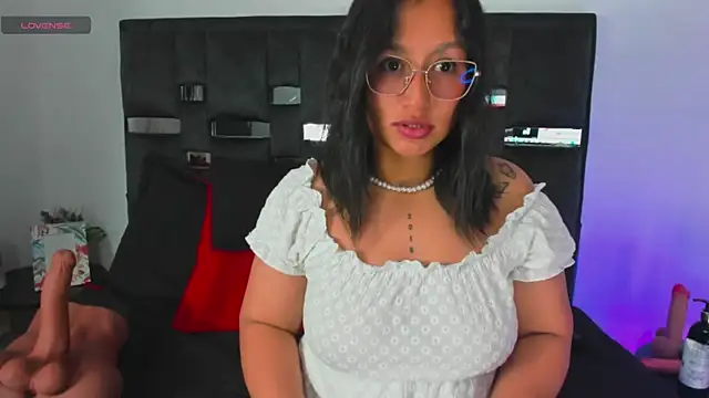 SussySunny  online show from July 25, 2026, 3:58 am