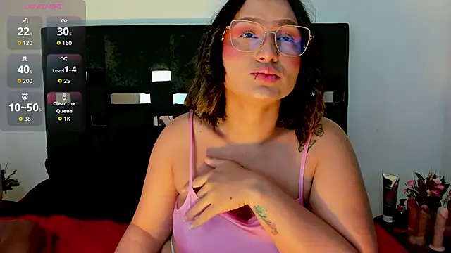 Snapshot of SussySunny_ chatting on December 4, 2025, 9:08 am SussySunny online show from December 4, 2025, 9:08 am