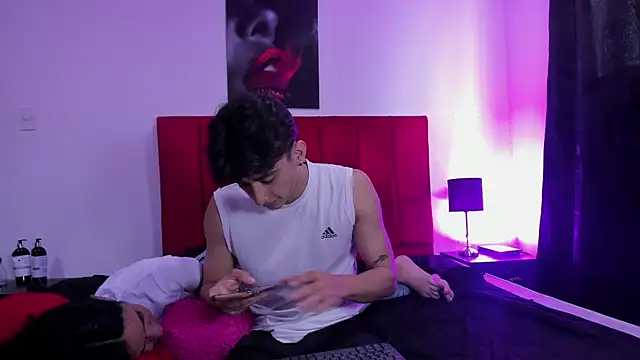 Snapshot of Chicashotmen chatting on October 25, 2025, 4:18 pm Chicashotmen online show from October 25, 2025, 4:18 pm