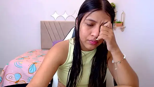 Snapshot of zara_cute chatting on June 6, 2026, 12:10 pm zara cute online show from June 6, 2026, 12:10 pm