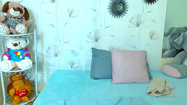 Snapshot of zara_cute chatting on November 10, 2025, 12:10 pm zara cute online show from November 10, 2025, 12:10 pm