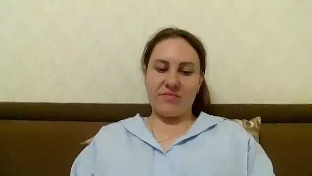 Snapshot of MeadowEyes chatting on June 7, 2026, 6:13 pm MeadowEyes online show from June 7, 2026, 6:13 pm