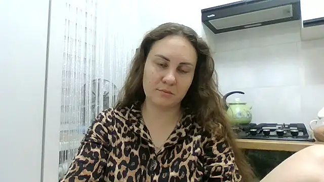 Snapshot of MeadowEyes chatting on July 8, 2026, 8:09 pm MeadowEyes online show from July 8, 2026, 8:09 pm