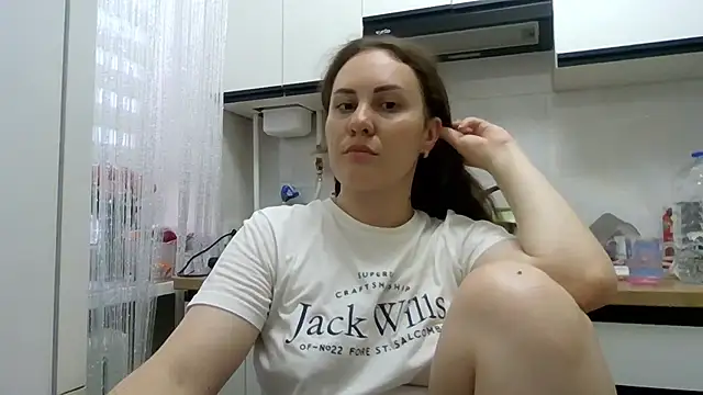 Snapshot of MeadowEyes chatting on June 30, 2026, 5:57 pm MeadowEyes online show from June 30, 2026, 5:57 pm