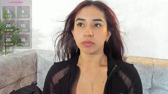 Snapshot of Vittoria_Conti_ chatting on May 19, 2026, 5:31 pm Vittoria Conti online show from May 19, 2026, 5:31 pm