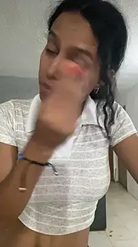 Snapshot of thepicis chatting on December 2, 2025, 12:33 am thepicis online show from December 2, 2025, 12:33 am