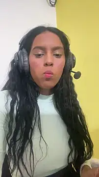 Snapshot of thepicis chatting on October 21, 2025, 11:26 pm thepicis online show from October 21, 2025, 11:26 pm