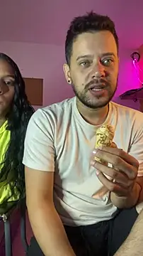 Snapshot of thepicis chatting on November 21, 2025, 1:37 am thepicis online show from November 21, 2025, 1:37 am