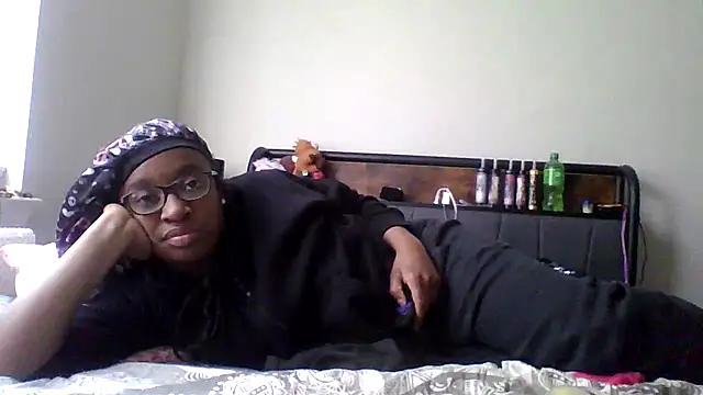 dezzidavill online show from March 24, 2026, 1:55 pm