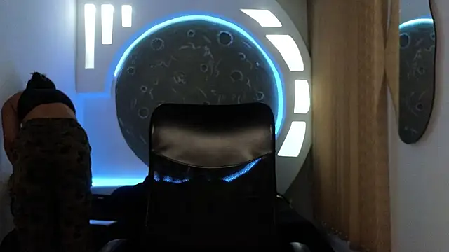 Snapshot of Mary_rabbit chatting on December 14, 2025, 4:08 am Mary rabbit online show from December 14, 2025, 4:08 am