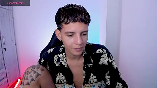 tylernova online show from April 28, 2026, 3:44 am