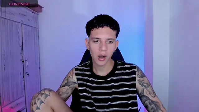 Snapshot of tylernova chatting on May 27, 2026, 3:03 am tylernova online show from May 27, 2026, 3:03 am