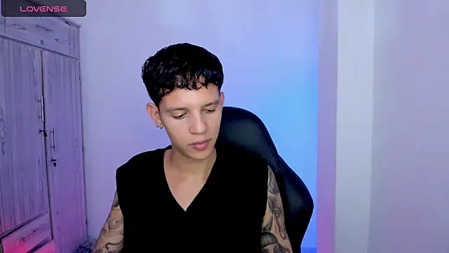 Snapshot of tylernova chatting on June 11, 2026, 3:14 am tylernova online show from June 11, 2026, 3:14 am