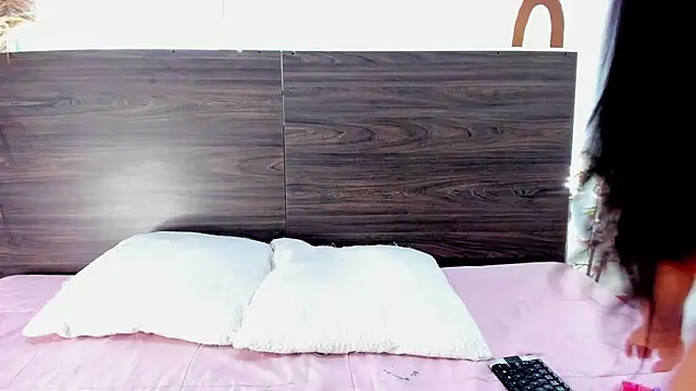 Snapshot of Brianna_Maya chatting on March 21, 2026, 10:46 pm Brianna Maya online show from March 21, 2026, 10:46 pm