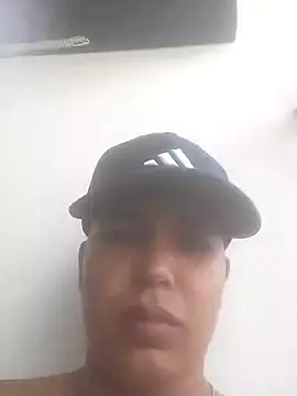 Snapshot of camilo44467 chatting on October 9, 2025, 5:24 pm camilo44467 online show from October 9, 2025, 5:24 pm