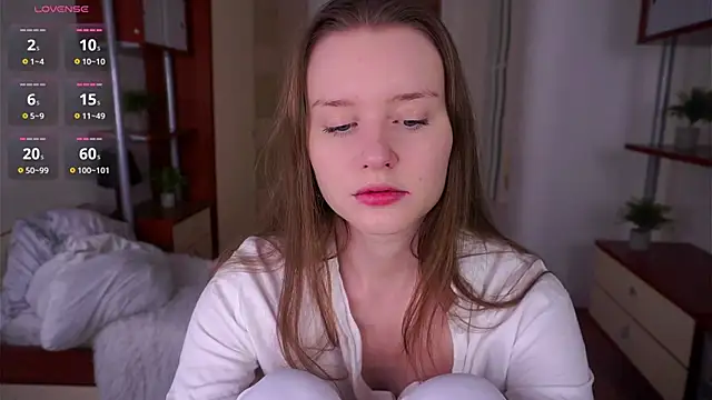 Snapshot of SunRinglein chatting on February 8, 2026, 7:11 pm SunRinglein online show from February 8, 2026, 7:11 pm