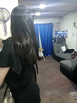 Snapshot of deseox05 chatting on November 25, 2025, 10:43 pm deseox05 online show from November 25, 2025, 10:43 pm